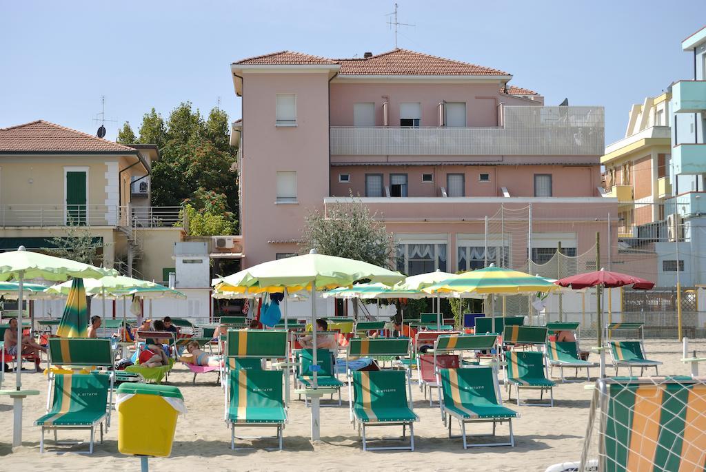Hotel Vistamare Viserba ريميني المظهر الخارجي الصورة
