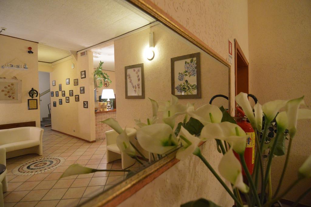Hotel Vistamare Viserba ريميني المظهر الخارجي الصورة