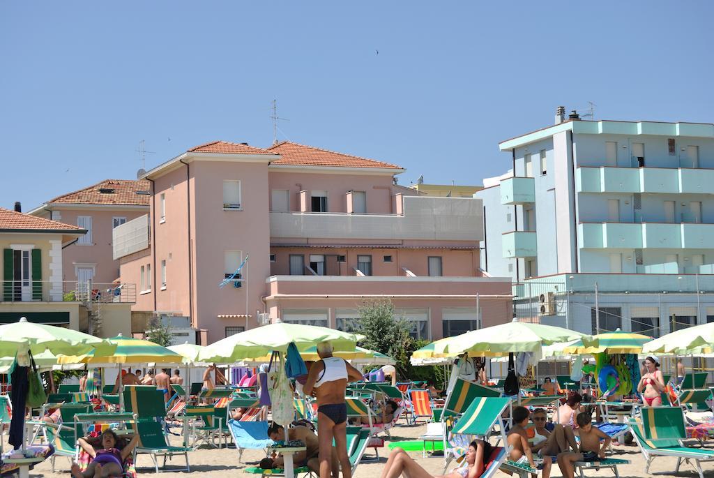 Hotel Vistamare Viserba ريميني المظهر الخارجي الصورة